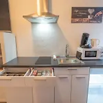 Modernes Mit Kueche, Wlan & Gemeinschaftsbad * كوبلنس