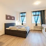 شقة Modernes Mit Kueche, Wlan & Gemeinschaftsbad