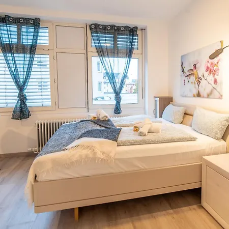 Modernes Mit Kueche, Wlan & Gemeinschaftsbad Appartamento *