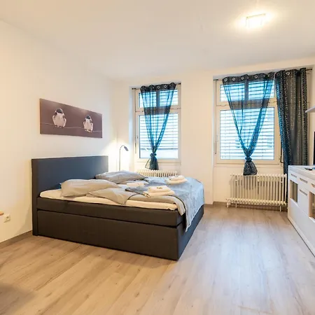 Apartamento Modernes Mit Küche, Wlan&gemeinschaftsbad