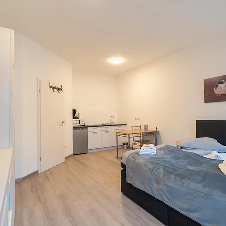 Modernes Mit Küche, Wlan&gemeinschaftsbad Apartamento