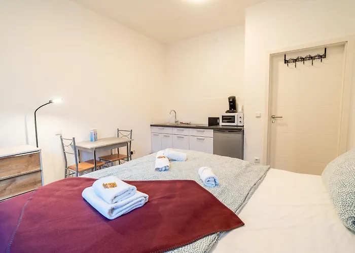 Apartmán Modernes Mit Kueche, Wlan & Gemeinschaftsbad